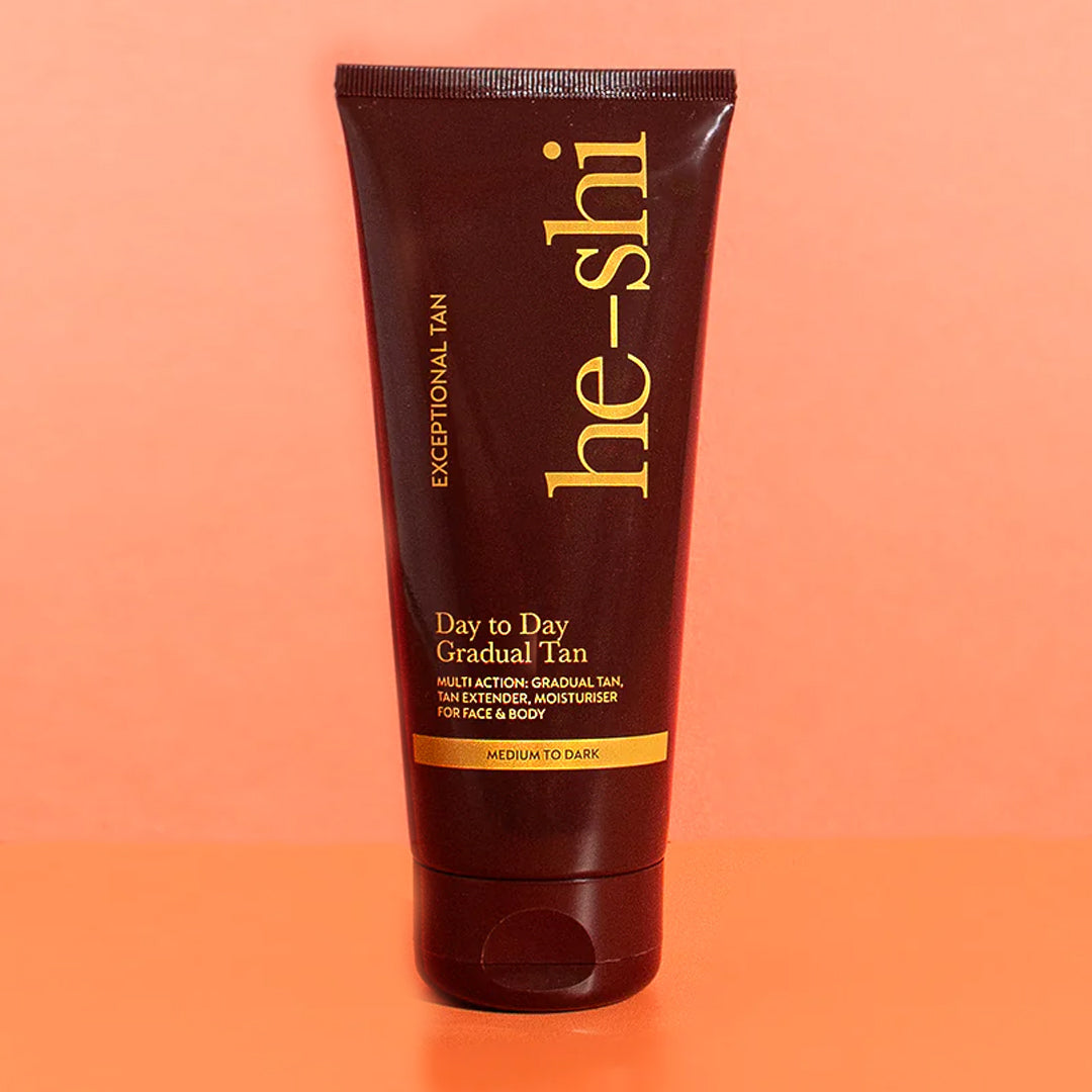 image of He-Shi Dark Day to Day Gradual Tan on peach background